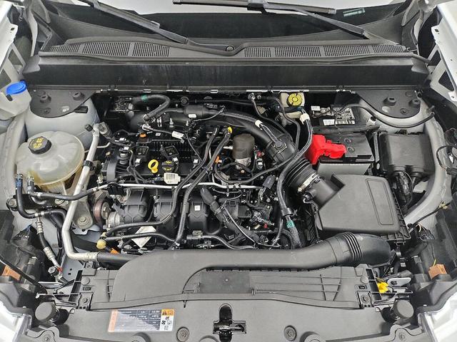 Photo of 2022 White Ford Maverick