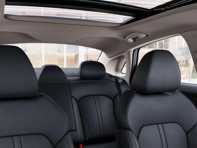 Photo of 2026 Snow White Pearl Kia K5