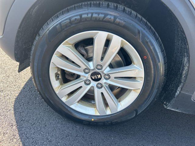 Photo of 2018 Mineral Silver Kia Sportage