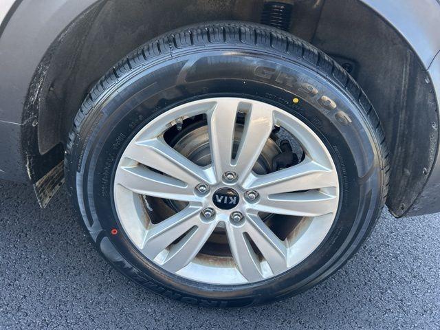 Photo of 2018 Mineral Silver Kia Sportage