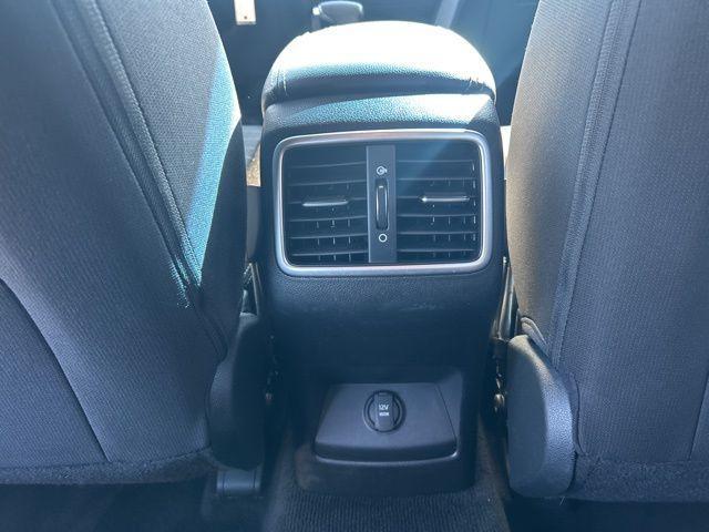 Photo of 2018 Mineral Silver Kia Sportage