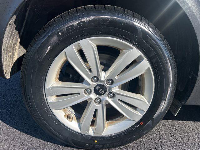 Photo of 2018 Mineral Silver Kia Sportage