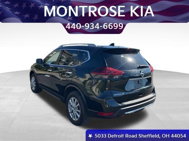 Photo of 2020 Midnight Pine Metallic Nissan Rogue