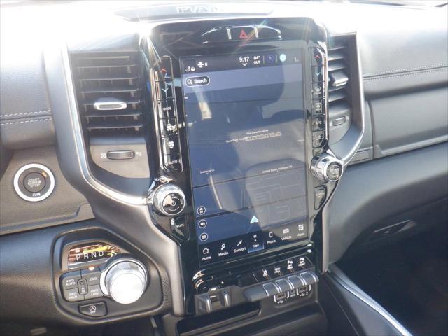 Photo of 2024 Diamond Black Crystal Pearlcoat RAM 1500