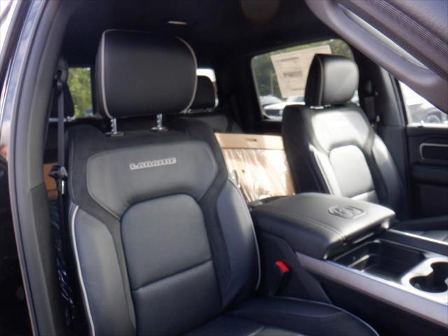Photo of 2024 Diamond Black Crystal Pearlcoat RAM 1500