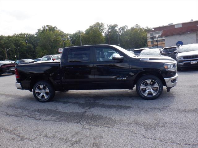 Photo of 2024 Diamond Black Crystal Pearlcoat RAM 1500