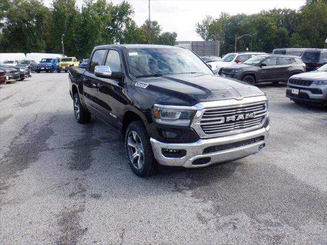 Photo of 2024 Diamond Black Crystal Pearlcoat RAM 1500