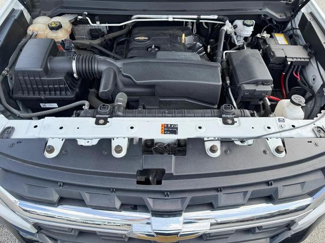 Photo of 2021 Summit White Chevrolet Colorado