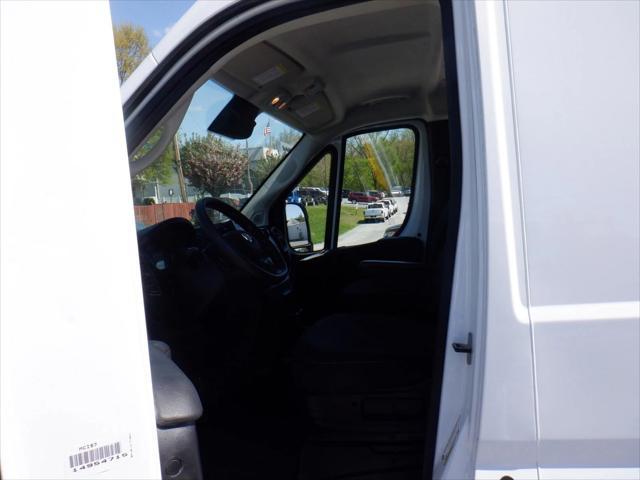 Photo of 2023 Bright White Clearcoat RAM ProMaster 3500