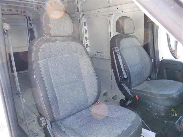 Photo of 2023 Bright White Clearcoat RAM ProMaster 3500
