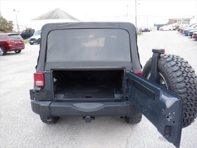 Photo of 2017 Rhino Clearcoat Jeep Wrangler Unlimited