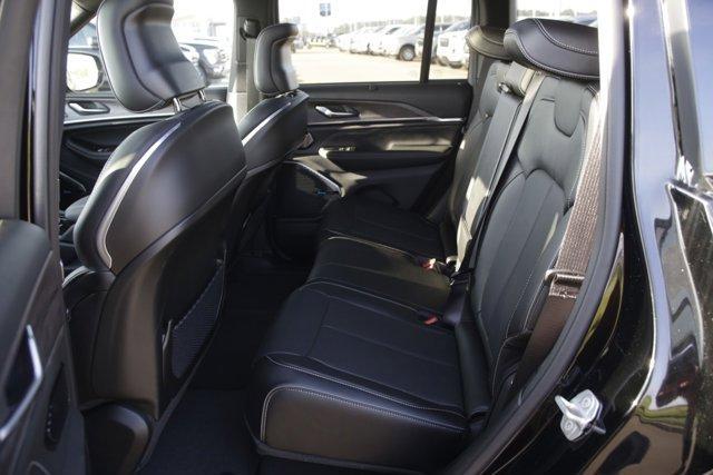 Photo of 2022 Diamond Black Jeep Grand Cherokee 4xe
