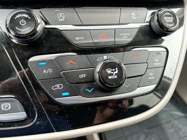 Photo of 2023 Velvet Red Pearlcoat Chrysler Voyager