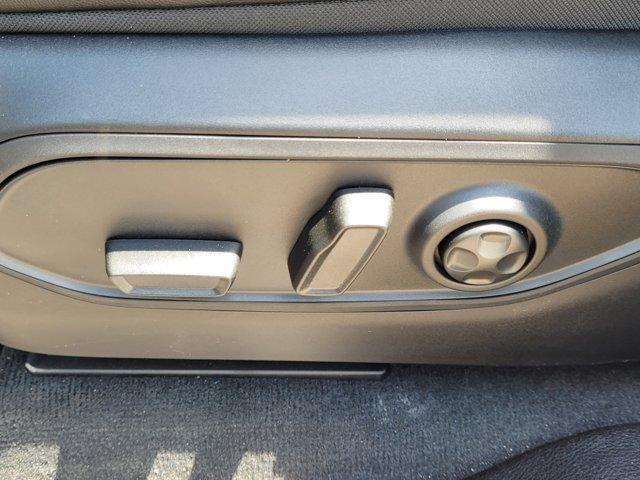Photo of 2025 Metallic Jeep Grand Cherokee L
