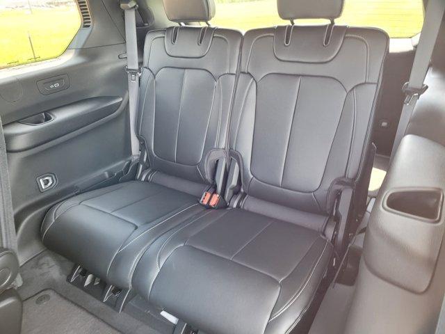 Photo of 2025 Metallic Jeep Grand Cherokee L