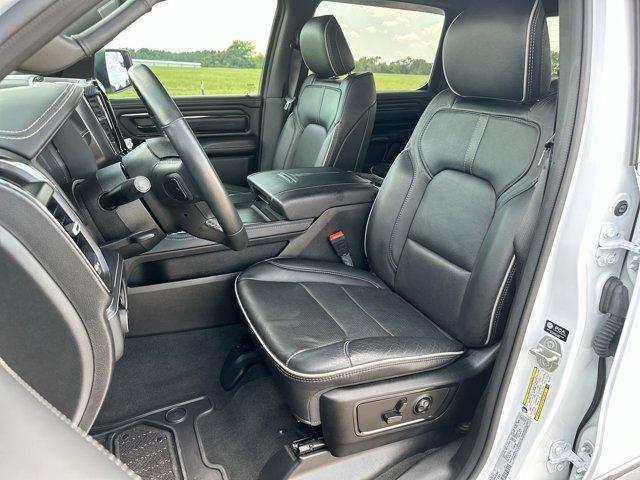 Photo of 2024 Bright White Clearcoat RAM 1500