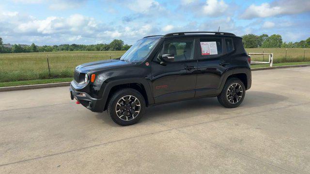 Photo of 2023 Black Clearcoat Jeep Renegade