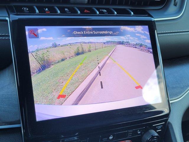 Photo of 2025 Silver Zynith Jeep Grand Cherokee L