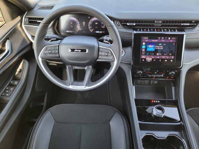 Photo of 2025 Velvet Red Pearlcoat Jeep Grand Cherokee L