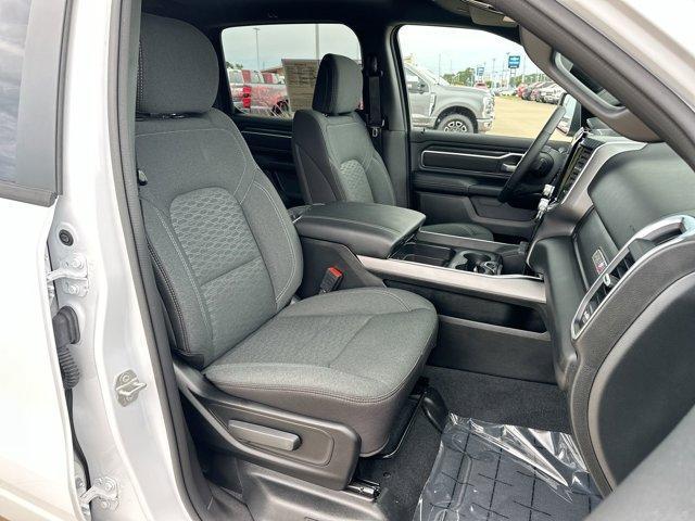Photo of 2025 Bright White Clearcoat RAM 1500