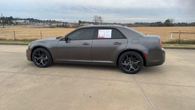 Photo of 2023 Granite Crystal Clearcoat Metallic Chrysler 300