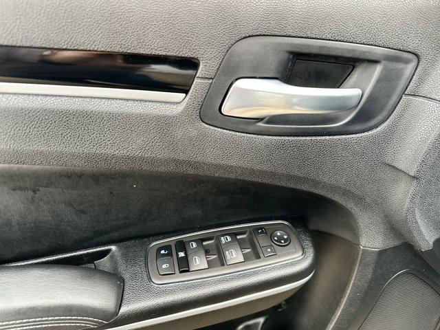Photo of 2023 Granite Crystal Clearcoat Metallic Chrysler 300