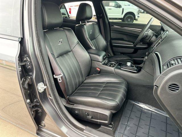 Photo of 2023 Granite Crystal Clearcoat Metallic Chrysler 300