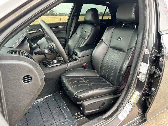 Photo of 2023 Granite Crystal Clearcoat Metallic Chrysler 300