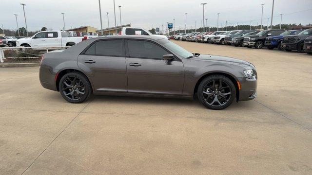 Photo of 2023 Granite Crystal Clearcoat Metallic Chrysler 300