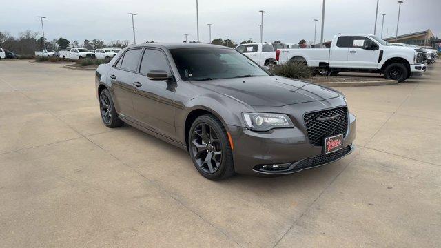 Photo of 2023 Granite Crystal Clearcoat Metallic Chrysler 300