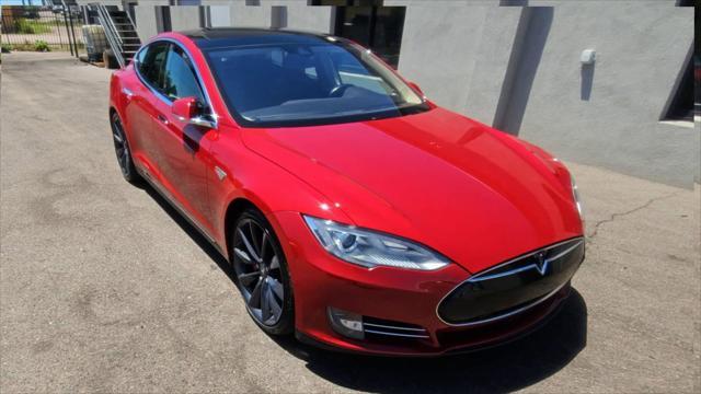 Photo of 2014 Red Multi-Coat Tesla Model S