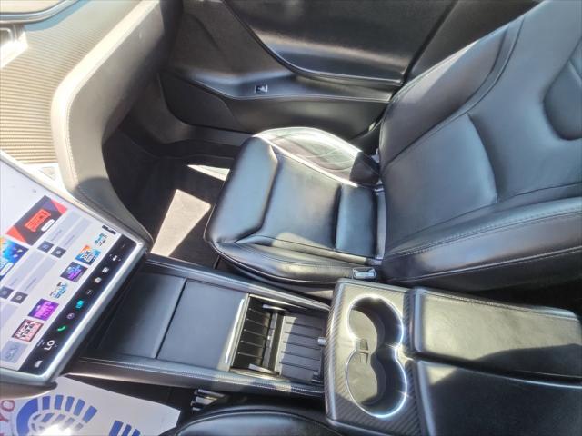 Photo of 2014 Red Multi-Coat Tesla Model S