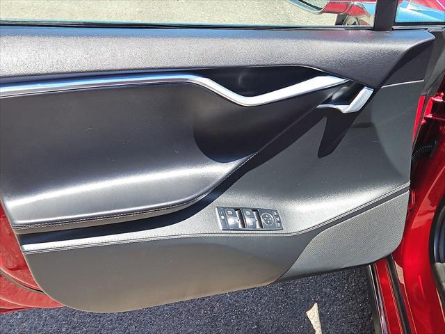 Photo of 2014 Red Multi-Coat Tesla Model S