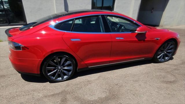 Photo of 2014 Red Multi-Coat Tesla Model S