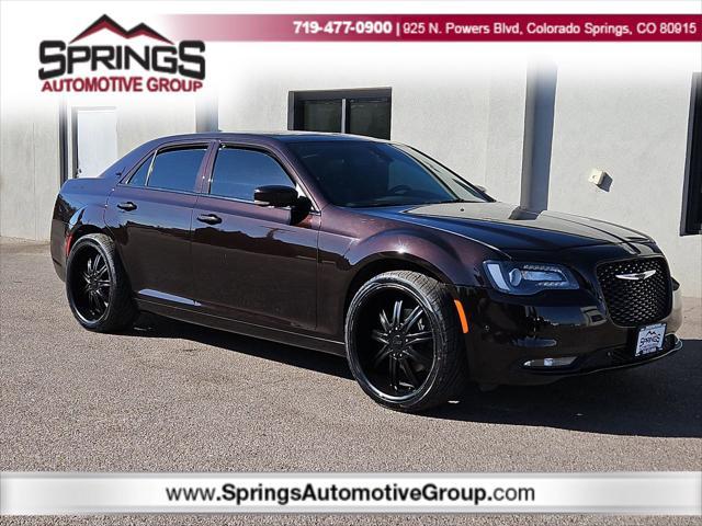 2017 Chrysler 300