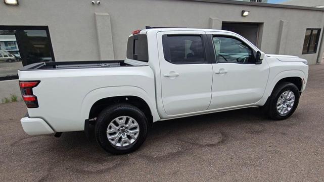 Photo of 2023 Glacier White Nissan Frontier