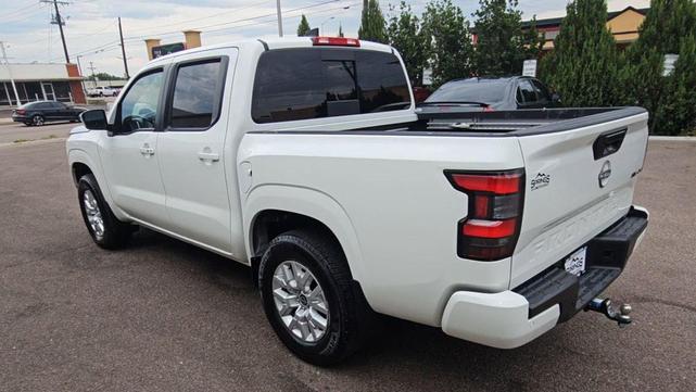 Photo of 2023 Glacier White Nissan Frontier