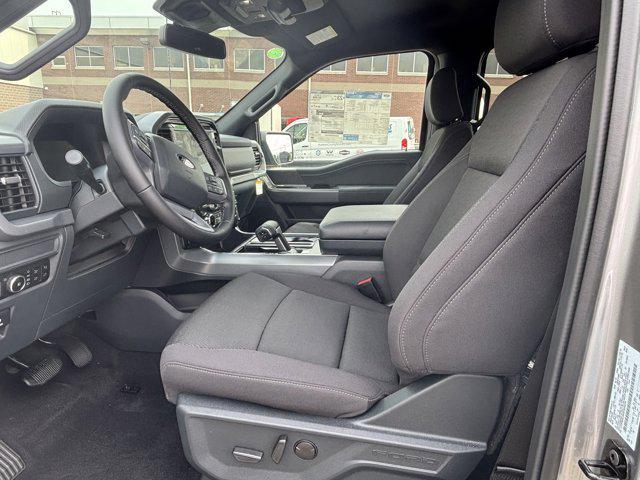 Photo of 2025 Iconic Silver Metallic Ford F-150
