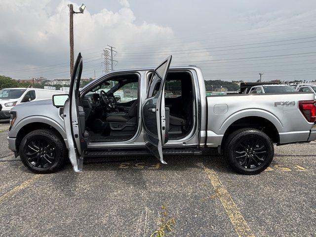 Photo of 2025 Iconic Silver Metallic Ford F-150