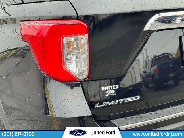 Photo of 2021 Agate Black Metallic Ford Explorer