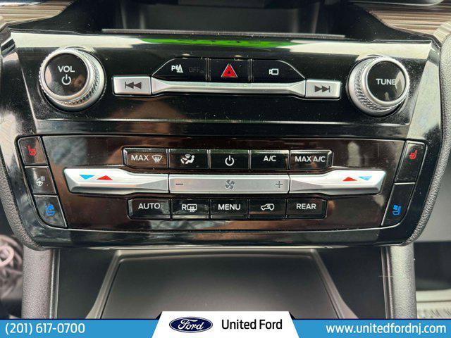 Photo of 2021 Agate Black Metallic Ford Explorer
