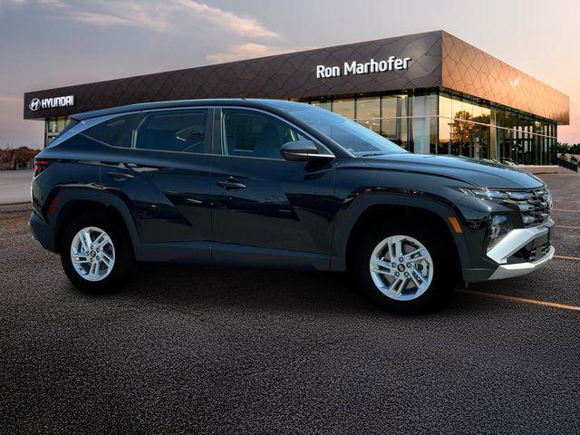Photo of 2025 Phantom Black Hyundai TUCSON