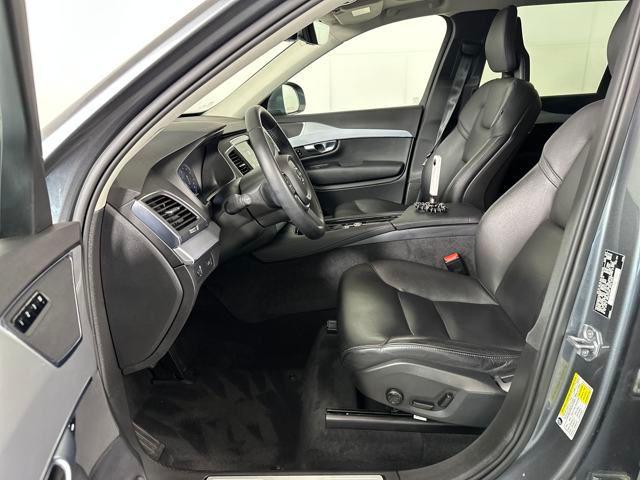 Photo of 2018 Gray Metallic Volvo XC90