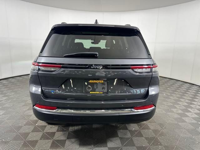 Photo of 2023 Baltic Gray Metallic Clearcoat Jeep Grand Cherokee 4xe