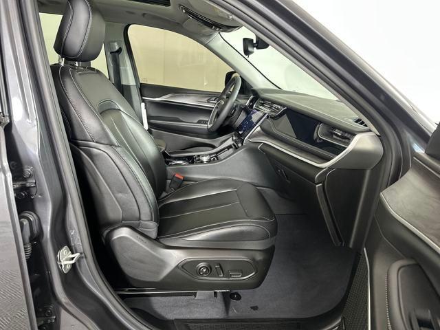 Photo of 2023 Baltic Gray Metallic Clearcoat Jeep Grand Cherokee 4xe