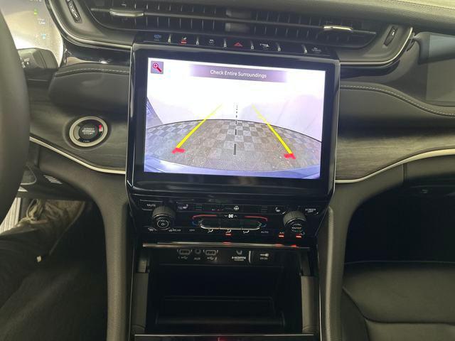 Photo of 2023 Baltic Gray Metallic Clearcoat Jeep Grand Cherokee 4xe