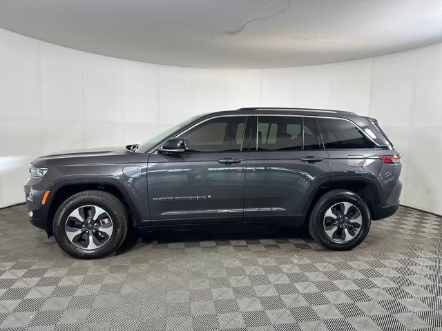 Photo of 2023 Baltic Gray Metallic Clearcoat Jeep Grand Cherokee 4xe