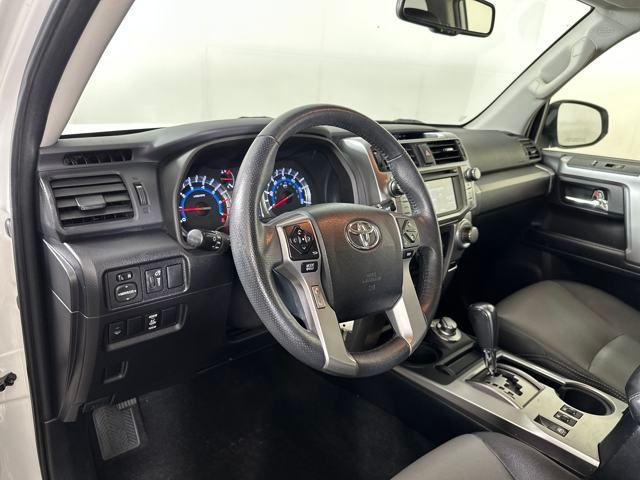 Photo of 2018 Super White Toyota 4Runner