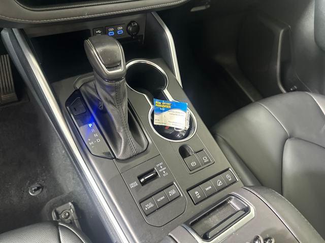 Photo of 2022 Celestial Silver Metallic Toyota Highlander