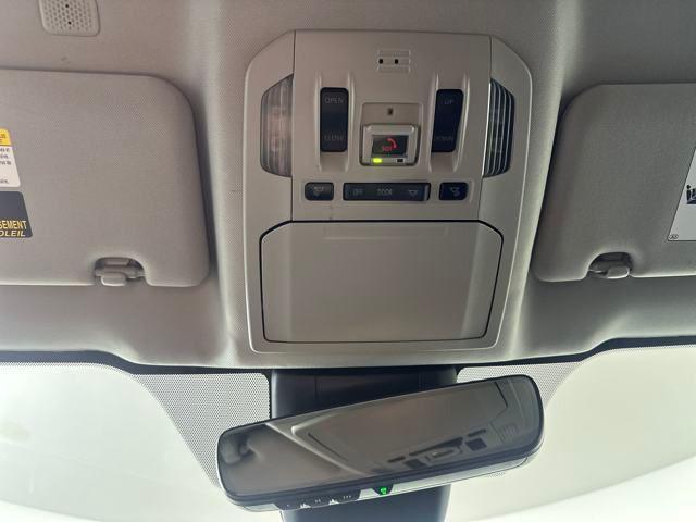 Photo of 2022 Celestial Silver Metallic Toyota Highlander